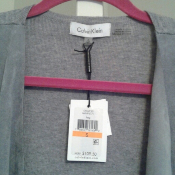 🔥NWT Calvin Klein gray faux - suede vest. - Picture 2 of 4